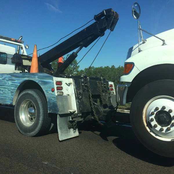 Utility Truck Towing Service